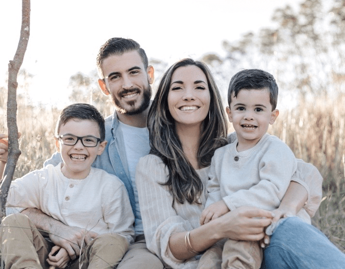 This image has an empty alt attribute; its file name is image-14.png